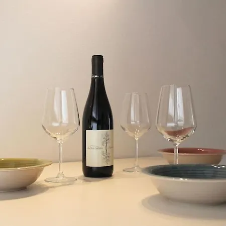 Charming & Modern In The