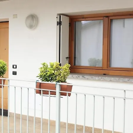 Charming & Modern In The アパート *