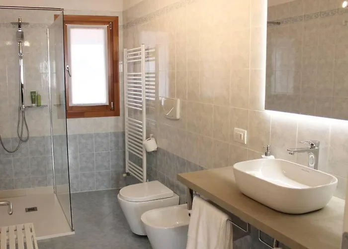 Charming & Modern In The